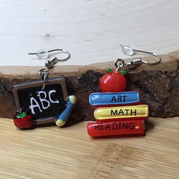 Teacher Earrings - Picture 4 of 7